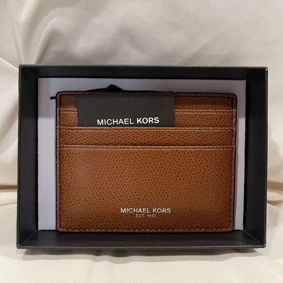 Michael Kors Tan Tall Card Case Cardholder with Gift Box NWT - Picture 1 of 6